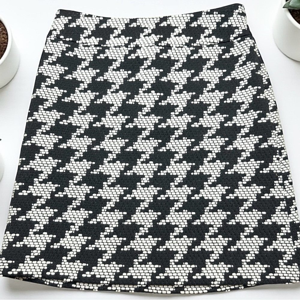 Talbots Black and White Houndstooth Mini Skirt